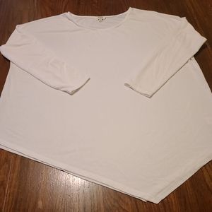 Umgee  women's size small, white top